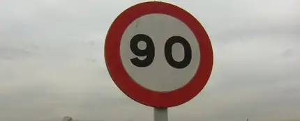 Límite de velocidad en carreteras secundarias Límite de velocidad en carreteras secundarias