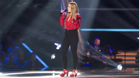 Vídeo: Lorena Santos canta ‘No me doy por vencido’ en las ‘Audiciones a ciegas’ Lorena Santos canta ‘No me doy por vencido’ en las ‘Audiciones a ciegas’ de ‘La Voz’
