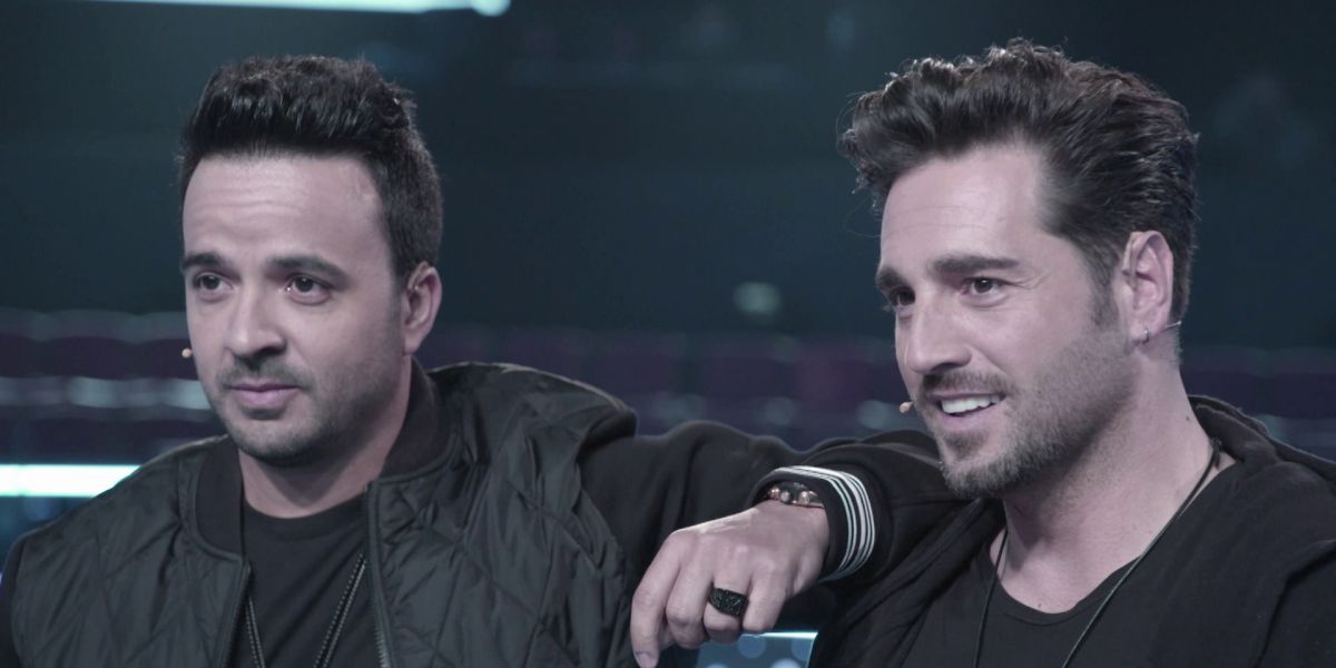 Luis Fonsi y David Bustamante, emocionados en el ensayo de los Asaltos de María Espinosa: “¡Qué arte tienes!”