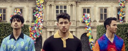 Portada de Sucker, la nueva canción de Jonas Brothers