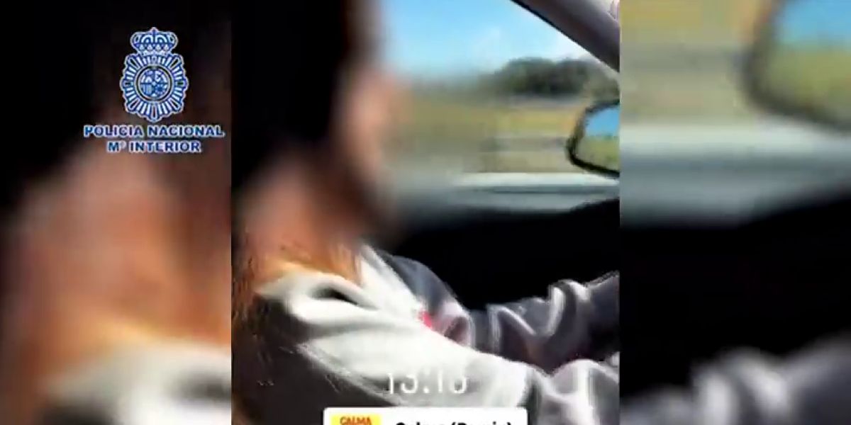Detenida una menor que conducía a 220 km/h y colgó el vídeo en Instagram