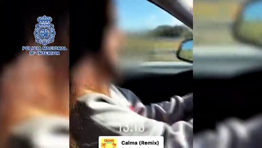 Detenida una menor que conducía a 220 km/h y colgó el vídeo en Instagram 