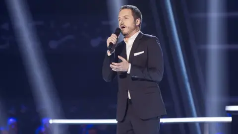 VÍDEO-LA VOZ:Ángel Cortés canta ‘Torna a surriento’ en los Asaltos de ‘La Voz’ ACTUACIÓN | ASALTOS LA VOZ