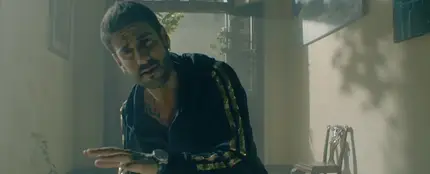 Melendi en 'Lo que nos merecemos' Melendi en 'Lo que nos merecemos'