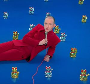 Two Door Cinema Club lanzan un colorido vídeo para la bailable 'Talk' Two Door Cinema Club lanzan un colorido vídeo para la bailable 'Talk'
