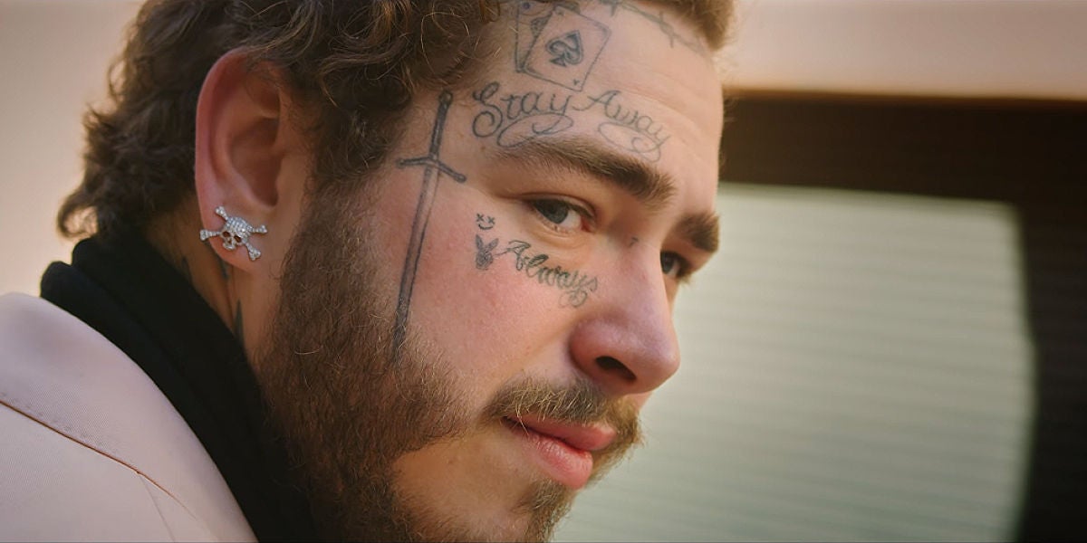 Post Malone en el vídeo de 'Wow'