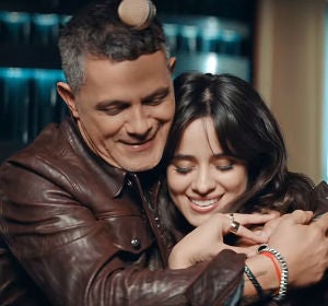 Alejandro Sanz y Camila Cabello en el vídeo de 'Mi Persona Favorita' Alejandro Sanz y Camila Cabello en el vídeo de 'Mi Persona Favorita'
