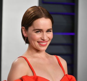 Emilia Clarke en la fiesta de los Oscar de Vanity Fair Emilia Clarke en la fiesta de los Oscar de Vanity Fair