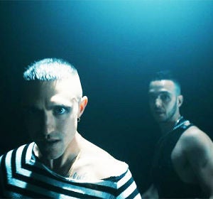 ANTIFAN y C. Tangana en el vídeo de 'La Última Generación' ANTIFAN y C. Tangana en el vídeo de 'La Última Generación'