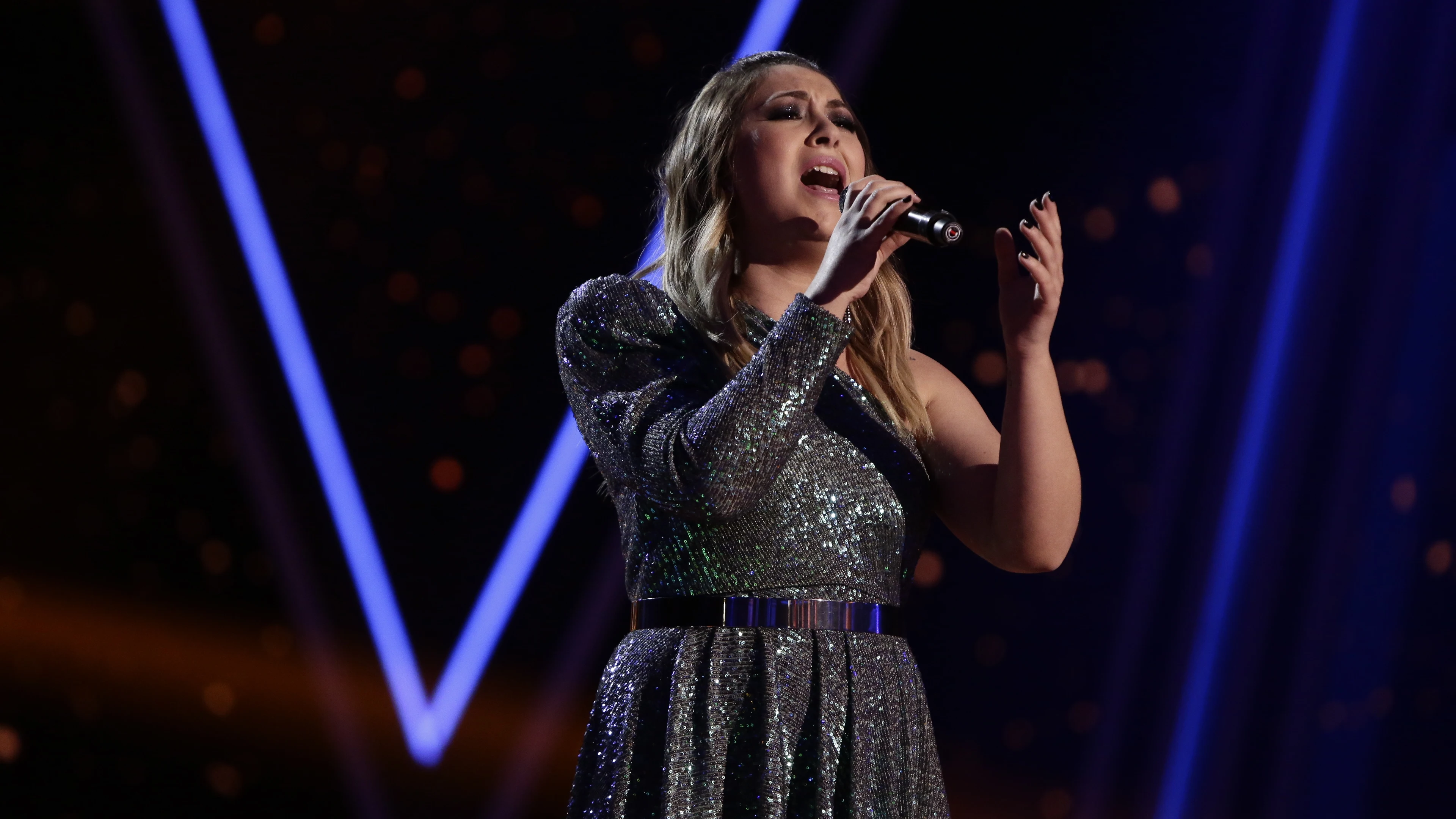 María Espinosa canta 'Amiga mía' en la Final de 'La Voz' María Espinosa canta 'Amiga mía' en la Final de 'La Voz'