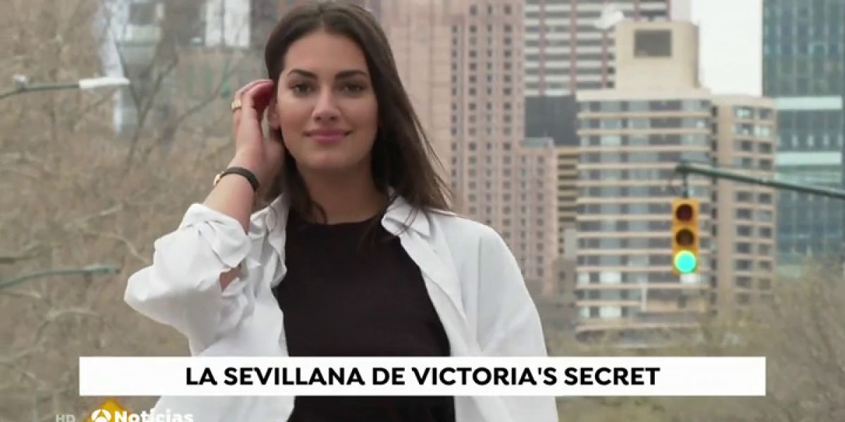 Así es la sevillana Lorena Duran, la primera modelo de tallas grandes de Victoria Secret: "No porque seas 'curvy' eres menos modelo"