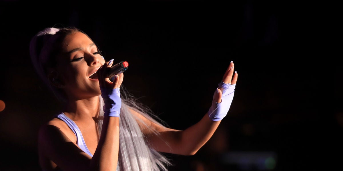 Ariana Grande durante su actuación con Kygo en Coachella 2018