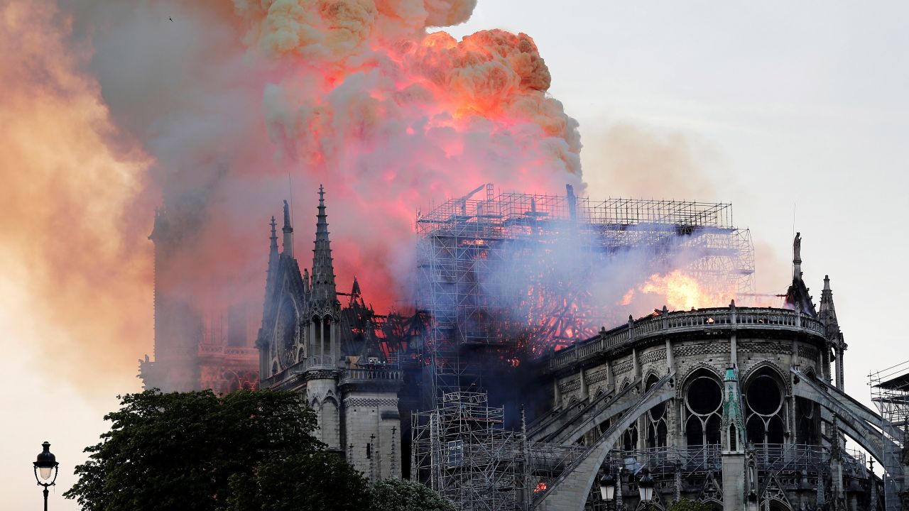 Incendio en Notre Dame: Así ha quedado el templo tras ser devorado por