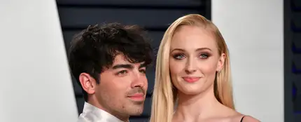 Joe Jonas y Sophie Turner Joe Jonas y Sophie Turner