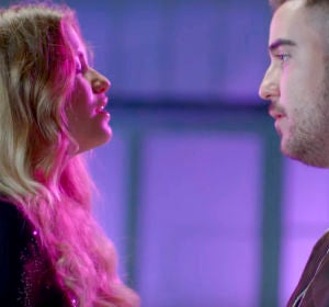 Sofía Reyes y Beret cantan 'Lo Siento' Sofía Reyes y Beret cantan 'Lo Siento'