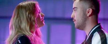 Sofía Reyes y Beret cantan 'Lo Siento' Sofía Reyes y Beret cantan 'Lo Siento'