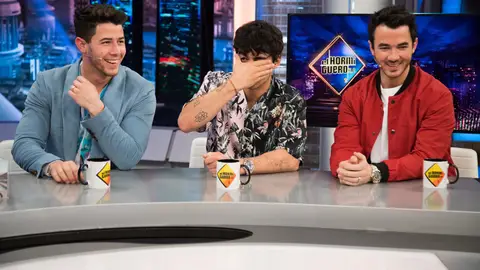 Kevin, Joe y Nick Jonas se 'mojan' en 'El Hormiguero 3.0': ¿Qué les encanta y que detestan de ellos? Kevin, Joe y Nick Jonas se 'mojan' en 'El Hormiguero 3.0': ¿Qué les encanta y que detestan de ellos?
