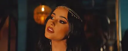 Becky en el vídeo de 'Un mundo ideal' Becky en el vídeo de 'Un mundo ideal'