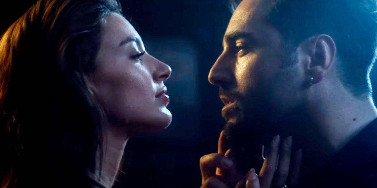 Ana Guerra y Bustamante en el videoclip de 'Desde que te vi'