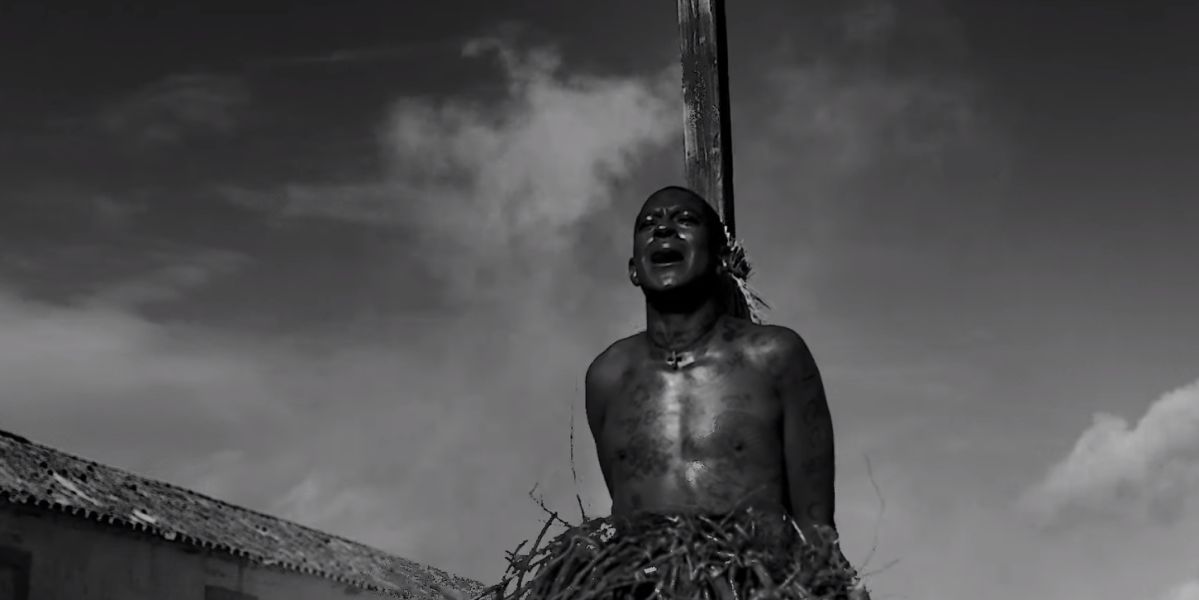 Mykki Blanco es Juana de Arco en el vídeo de 'Dark Ballet' de Madonna