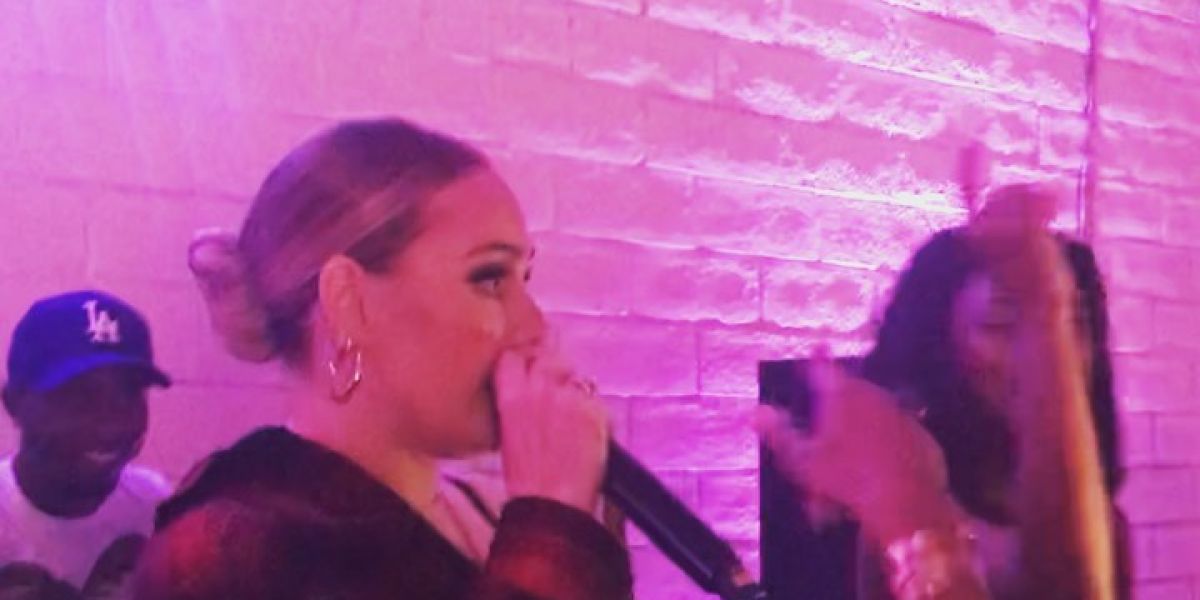 Adele rapeando 'Monster' de Nicki Minaj