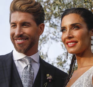 Sergio Ramos y Pilar Rubio posan como marido y mujer Sergio Ramos y Pilar Rubio posan como marido y mujer