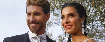 Sergio Ramos y Pilar Rubio posan como marido y mujer Sergio Ramos y Pilar Rubio posan como marido y mujer