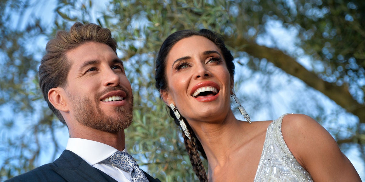 Sergio Ramos y Pilar Rubio atienden a la prensa tras casarse en Sevilla