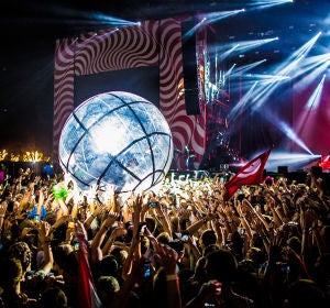 Bola humana en el Sziget Festival de Budapest Bola humana en el Sziget Festival de Budapest