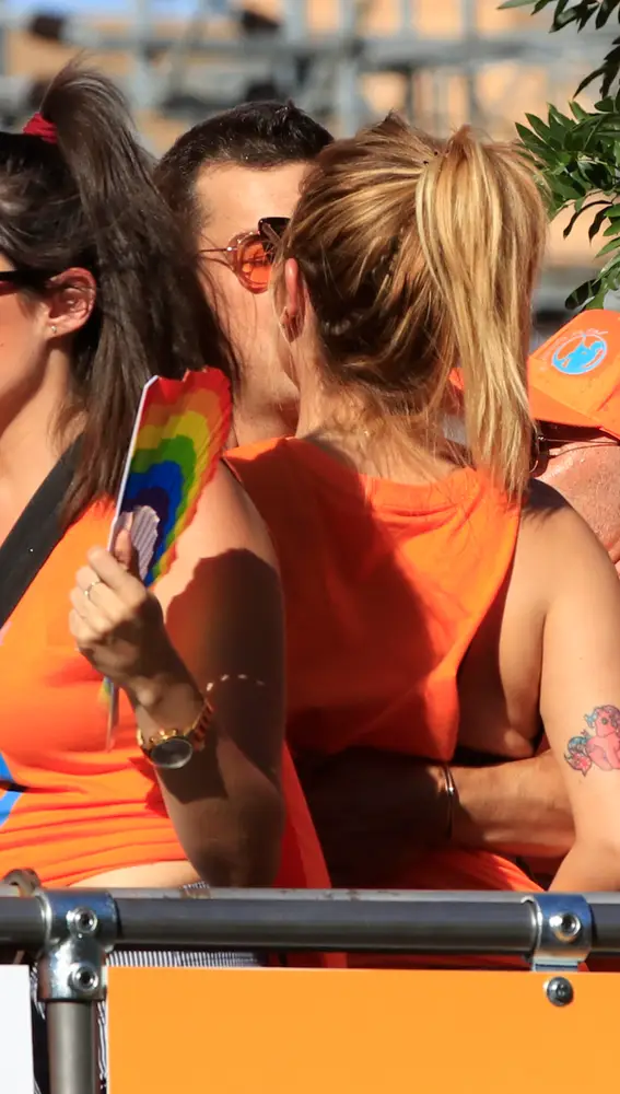 Mario Casas y Blanca Suárez en el Orgullo de Madrid Mario Casas y Blanca Suárez en el Orgullo de Madrid