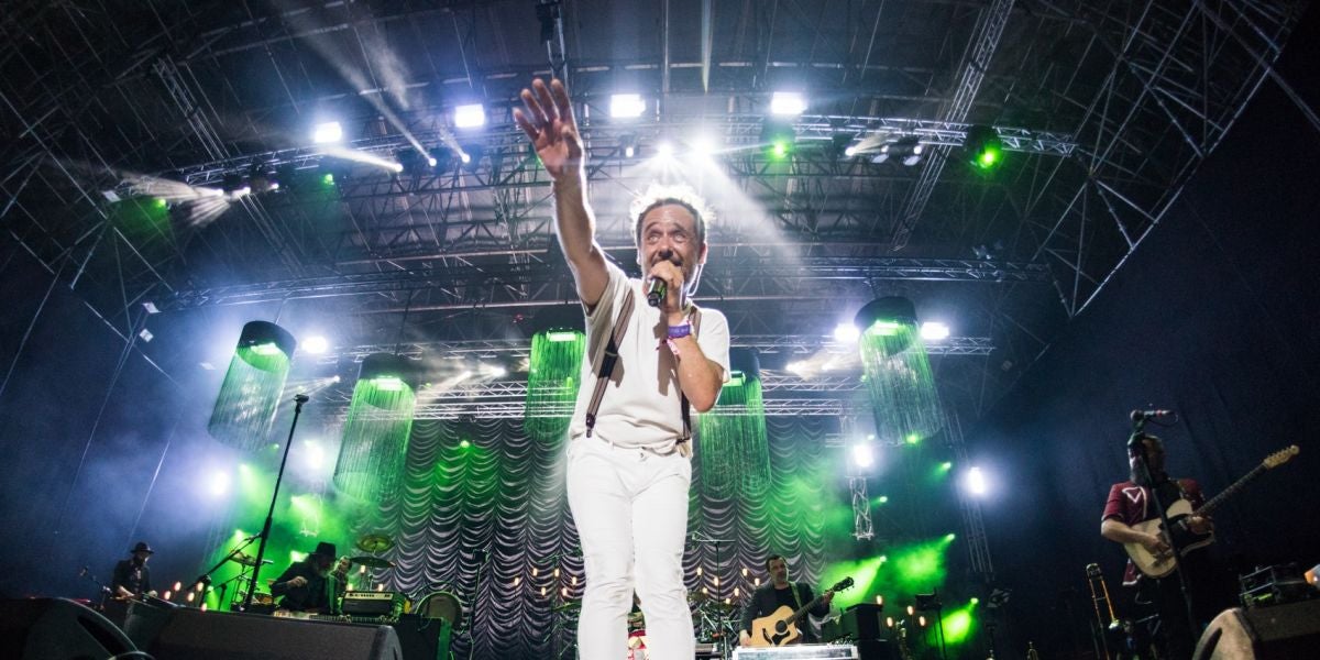 Love Of Lesbian durante su concierto en Festival Cruïlla 2019