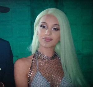 Bad Gyal y Busy Signal en el videoclip de 'Santa María' Bad Gyal y Busy Signal en el videoclip de 'Santa María'