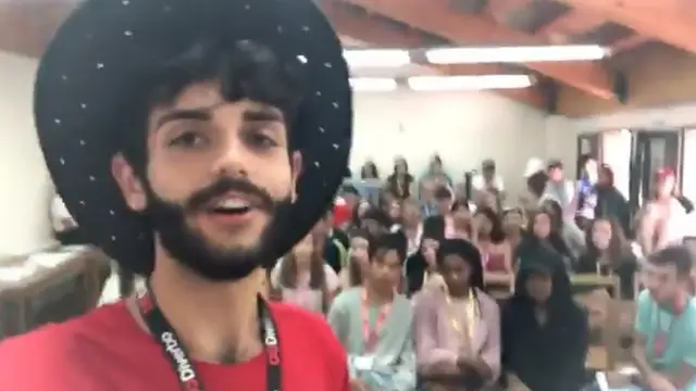 Imagen del profesor que hizo la confesión a sus alumnos en un campamento de verano