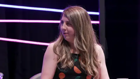 Flooxer | Problemas del primer mundo - Cómo de Beckham es Victoria por Carolina Iglesias Flooxer | Problemas del primer mundo - Cómo de Beckham es Victoria por Carolina Iglesias