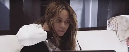 Beyoncé en el vídeo de su plan de adelgazamiento de 22 días Beyoncé en el vídeo de su plan de adelgazamiento de 22 días