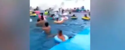 Imagen del momento del Tsunami Imagen del momento del Tsunami