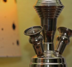 Una cachimba tiene tantas sustancias nocivas como un cigarrillo, según un estudio Una cachimba tiene tantas sustancias nocivas como un cigarrillo, según un estudio