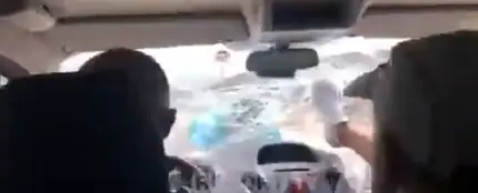 El dueño de un restaurante albanés ataca a una familia española por criticar su servicio El dueño de un restaurante albanés ataca a una familia española por criticar su servicio
