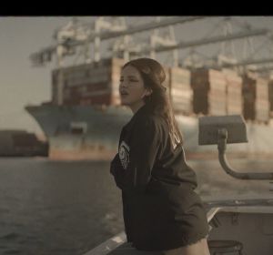 Lana del Rey en el teaser de 'Fuck It I Love You' y 'The Greatest' Lana del Rey en el teaser de 'Fuck It I Love You' y 'The Greatest'