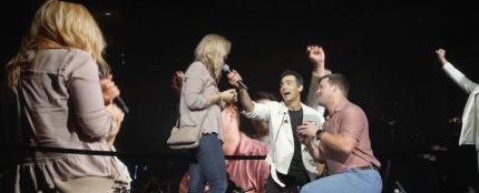 Los Jonas Brothers, testigos de una pedida de matrimonio en uno de sus conciertos