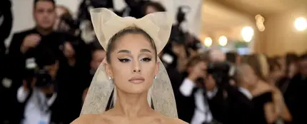 Ariana Grande en la MET Gala 2018 Ariana Grande en la MET Gala 2018