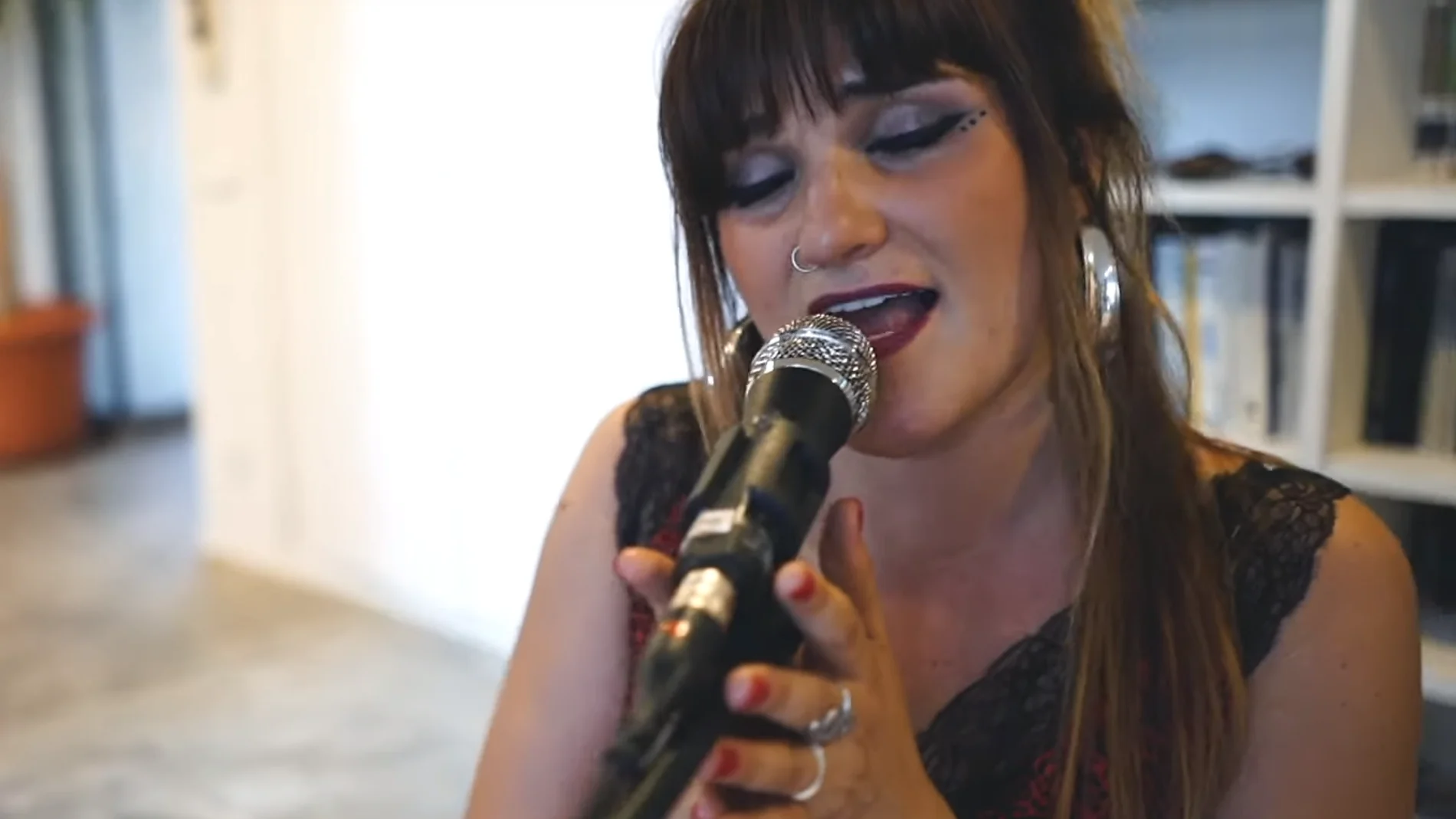 Rozalén,en un vídeo en el que versiona a Juanes Rozalén,en un vídeo en el que versiona a Juanes