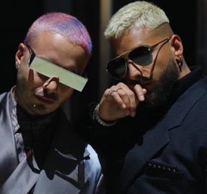 J Balvin y Maluma presentan su nueva colaboración 'Qué pena' J Balvin y Maluma presentan su nueva colaboración 'Qué pena'