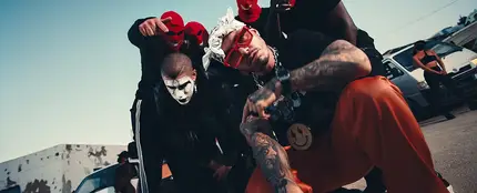 Bad Bunny y J Balvin en el vídeo de 'Cuidao por ahí' Bad Bunny y J Balvin en el vídeo de 'Cuidao por ahí'