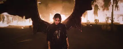 Billie Eilish en el vídeo de 'all the good girls go to hell' Billie Eilish en el vídeo de 'all the good girls go to hell'