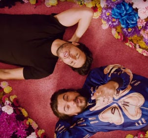 Sebastián Yatra y Juanes en el vídeo de 'Bonita' Sebastián Yatra y Juanes en el vídeo de 'Bonita'