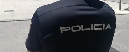 Imagen de archivo de un agente de la Policía Nacional Imagen de archivo de un agente de la Policía Nacional