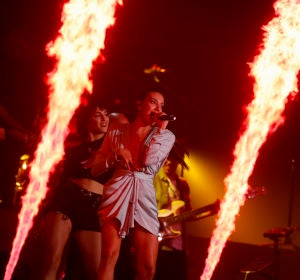 Ana Guerra durante un concierto Ana Guerra durante un concierto