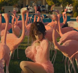 Camila Cabello en el vídeo de Liar Camila Cabello en el vídeo de Liar