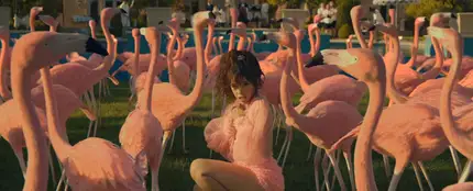 Camila Cabello en el vídeo de Liar Camila Cabello en el vídeo de Liar